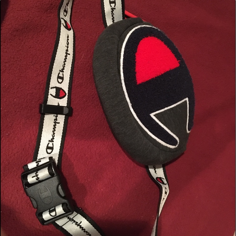 Champion fanny pack
